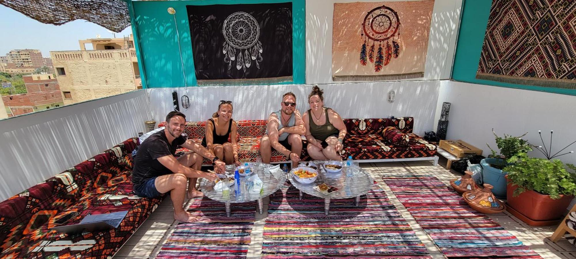 Pyramids Temple Guest House Kafret el-Gabal Eksteriør billede