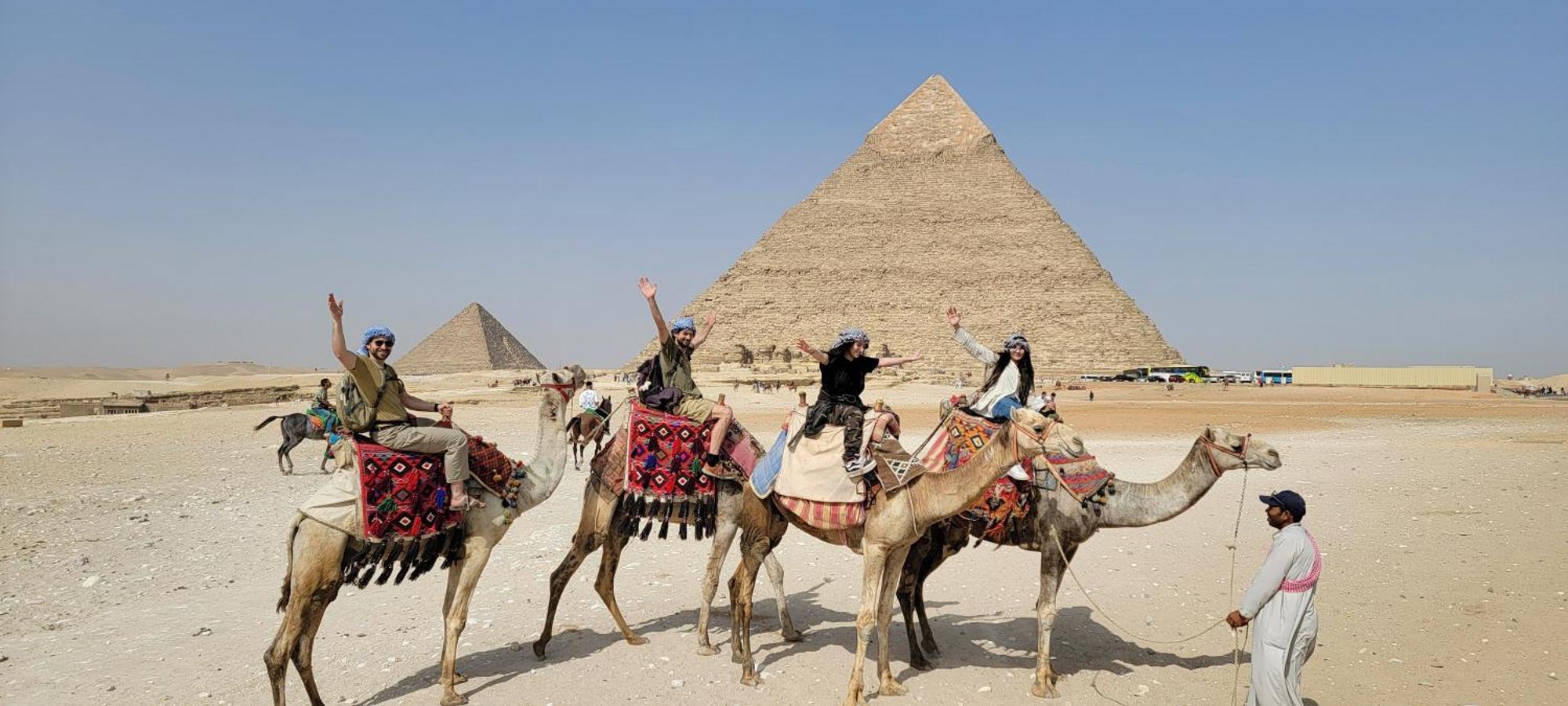 Pyramids Temple Guest House Kafret el-Gabal Eksteriør billede